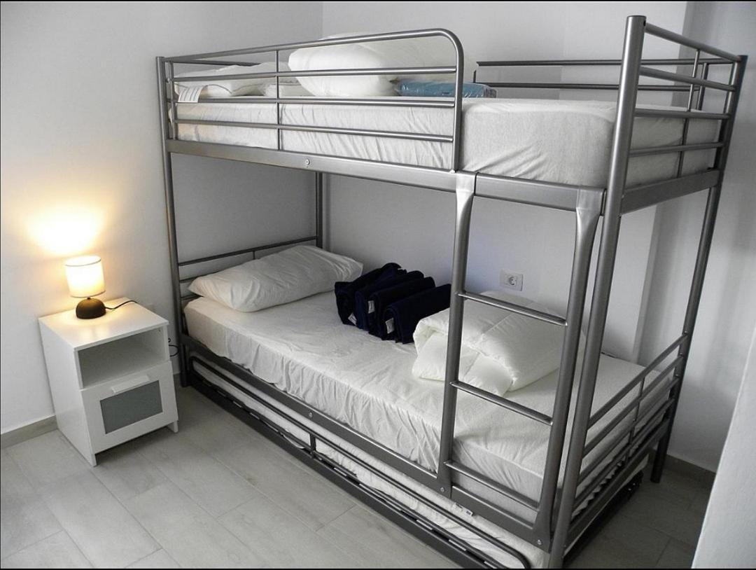 Ben'Sholidayflat Ideal For Families Groups And Couples Terrace Solarium Wi-Fi Netflix Smart Tv El Medano  Bagian luar foto