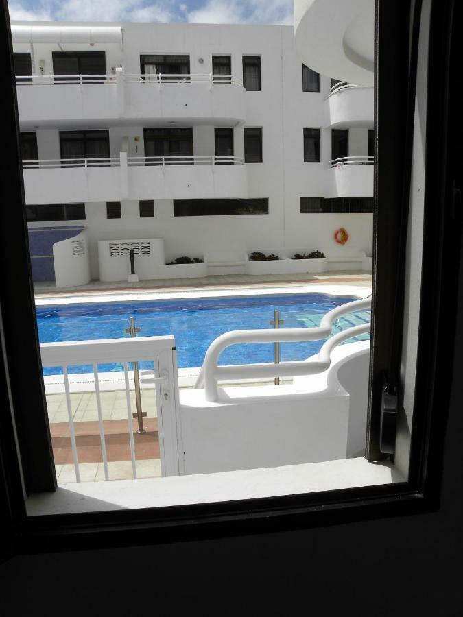 Ben'Sholidayflat Ideal For Families Groups And Couples Terrace Solarium Wi-Fi Netflix Smart Tv El Medano  Bagian luar foto